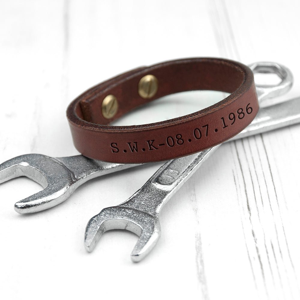 Personalised Men's Brown Leather Bracelet - Engraved Memories
