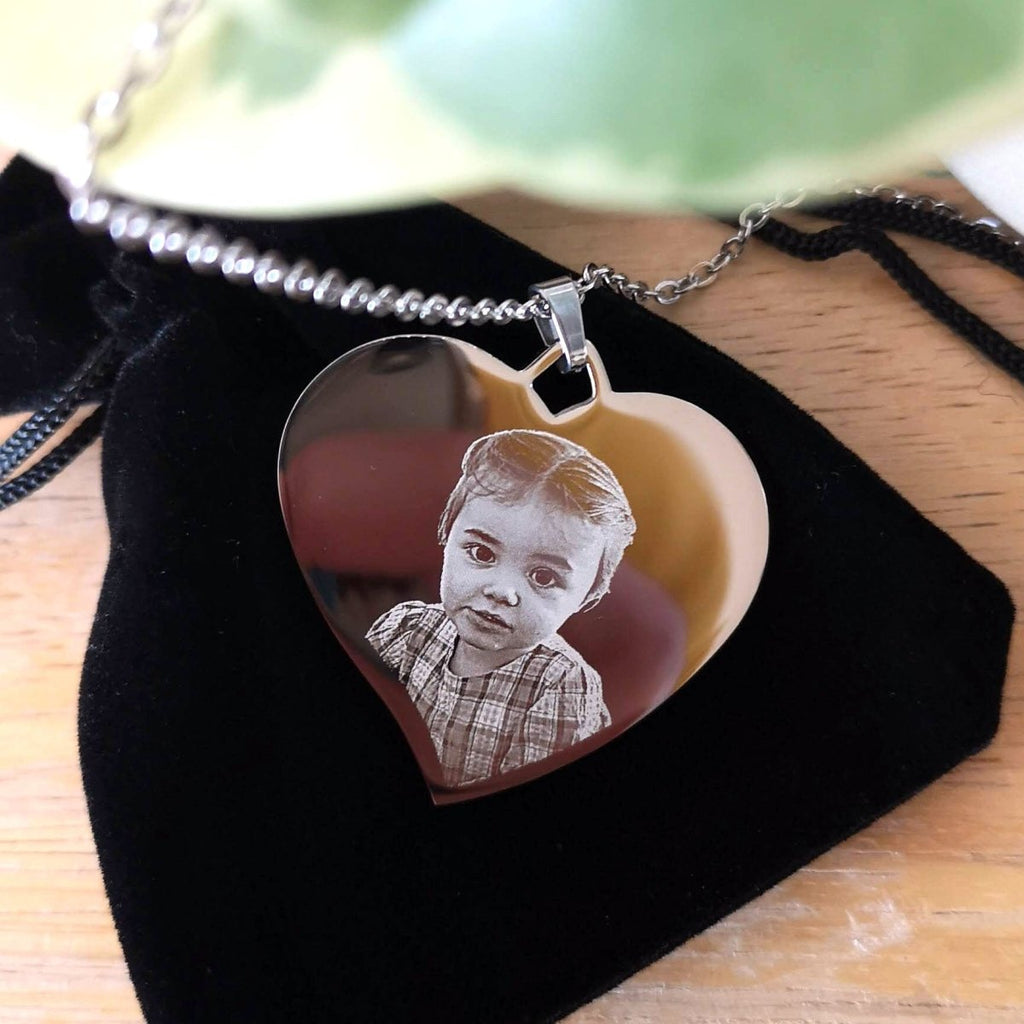 Flared Heart Photo Engraved Pendant Mother's day gift - Engraved Memories