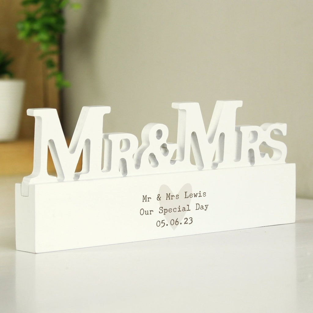 Personalised Text Heart Wooden Mr & Mrs Ornament, Wedding gift, Anniversary gift - Engraved Memories