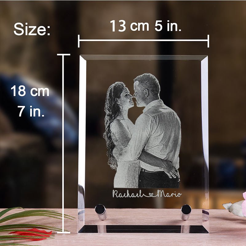 Glass engraving of a couple with dimensions displayed