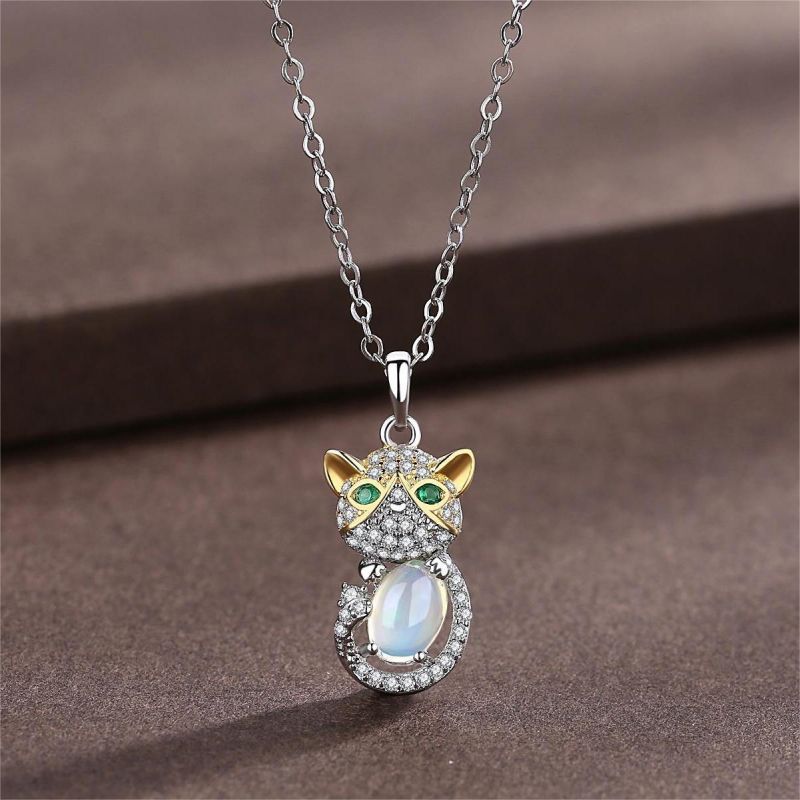 White and gold-plated 925 sterling silver cat necklace, 5*7mm stone, 5g.
