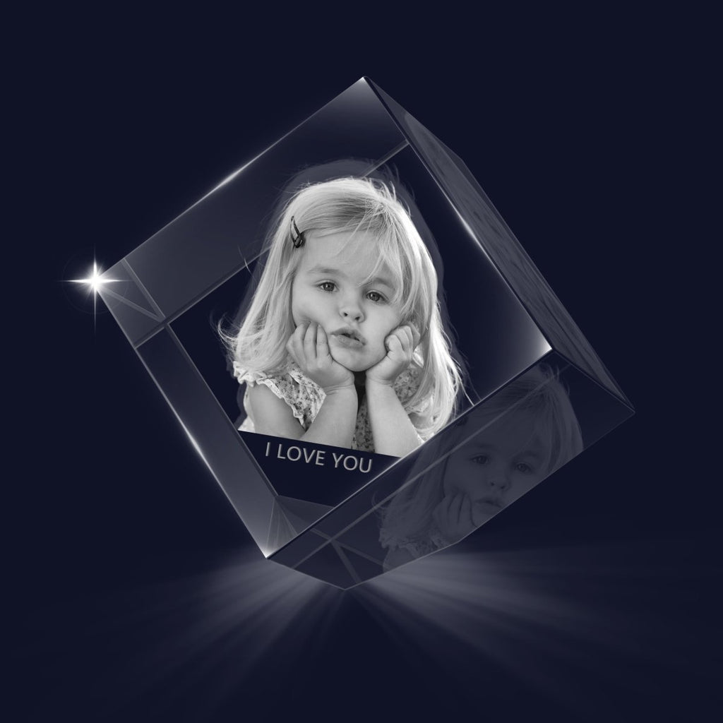 Custom 3D photo crystal ornament, cube shape, personalized with photo and text, 60x60x60mm, 700g weight.