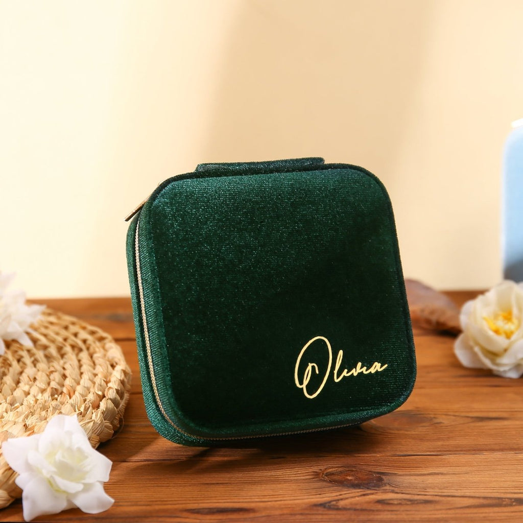 Custom name women velvet jewelry bag, fleece lining, light blue/light pink/white/dark green, 115.7g, 10.4x10.2cm.