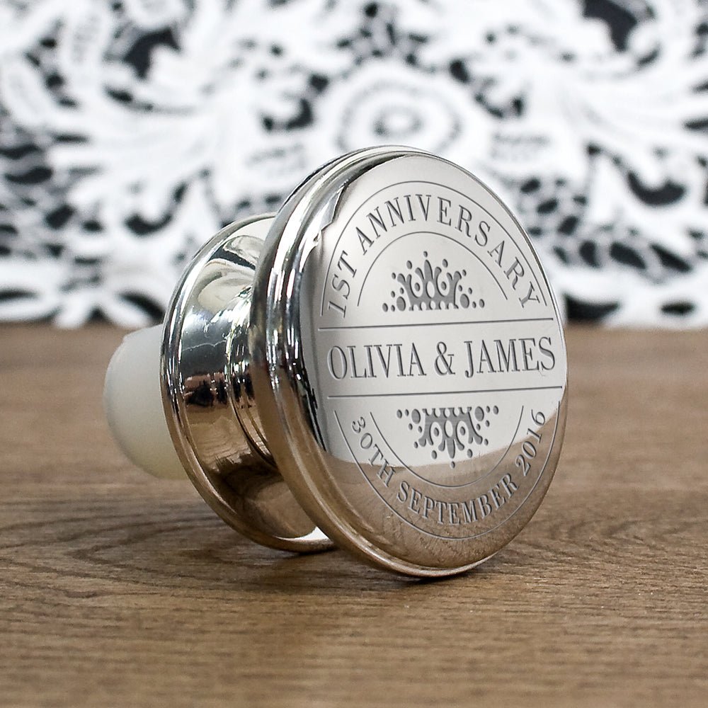 Silver-plated bottle stopper, 5×5×6cm, custom engraved with 3 lines