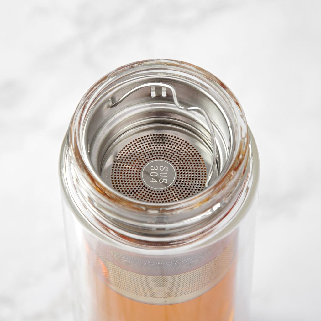 Eco-friendly glass tea tumbler with bamboo lid, stainless steel infuser, 23cm x 7.4cm, BPA-free.