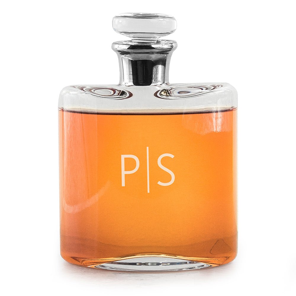 Elegant LSA decanter with a platinum neck, mouth-blown glass, and monogram engraving. Holds 0.35L whiskey.