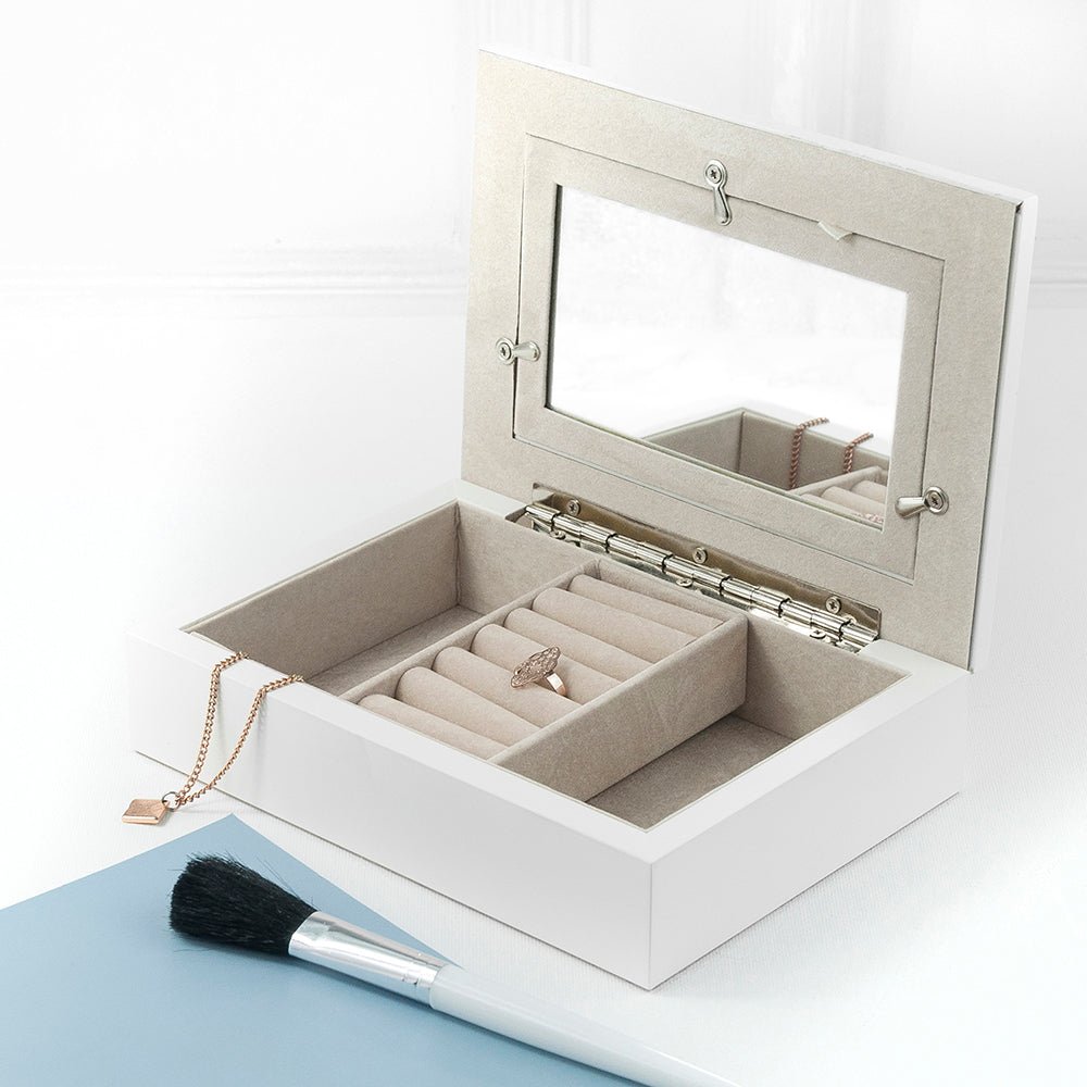 White and rose gold jewelry box with photo insert, 18x13cm, engravable frame, elegant storage gift.