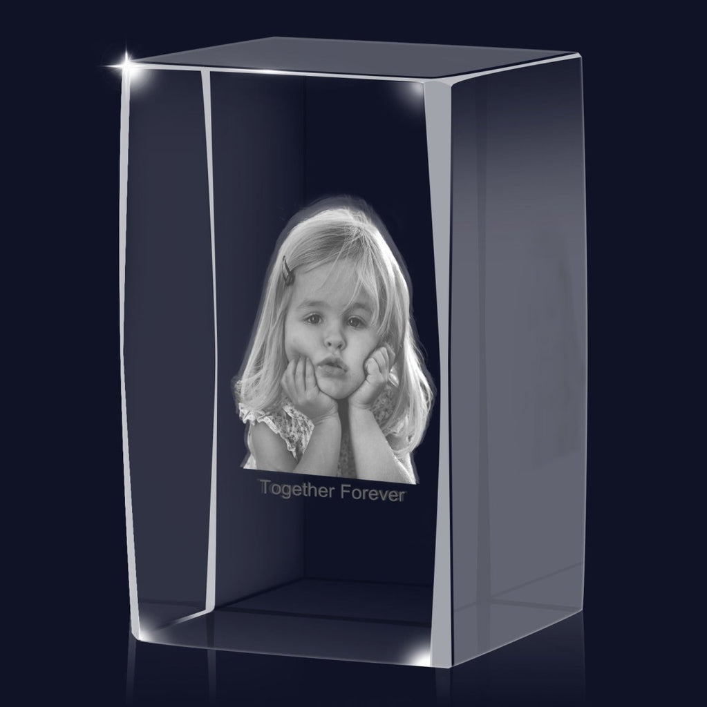 Personalised 3D Photo Premium Crystal Ornament – medium 70mm x 60mm x 100mm 