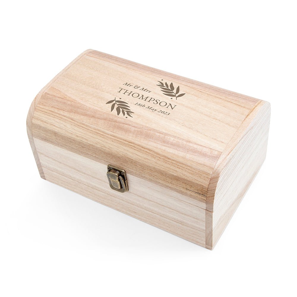 Personalised wedding date keepsake chest