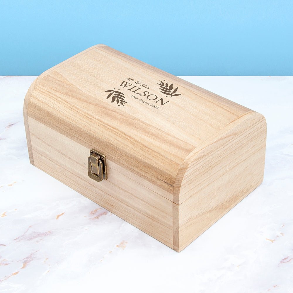 Wedding memory box for couples