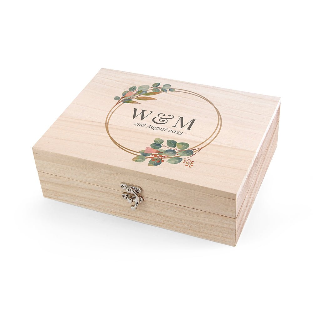 Custom wooden box for wedding day memories