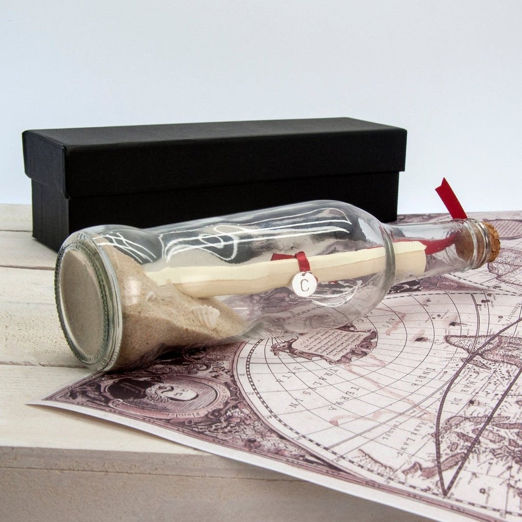 Luxury message in a bottle, glass with sand and seashells, red satin ribbon, personalized charm, 22cm.