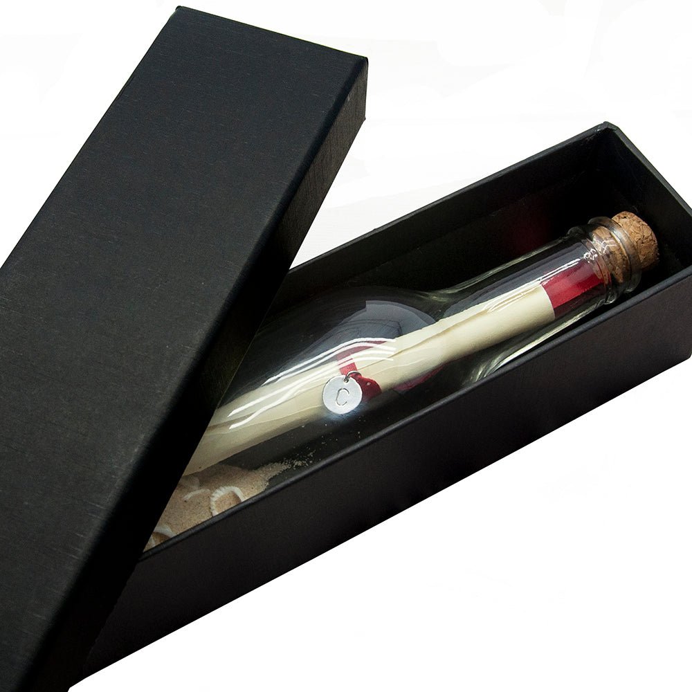 Luxury message in a bottle, glass with sand and seashells, red satin ribbon, personalized charm, 22cm.
