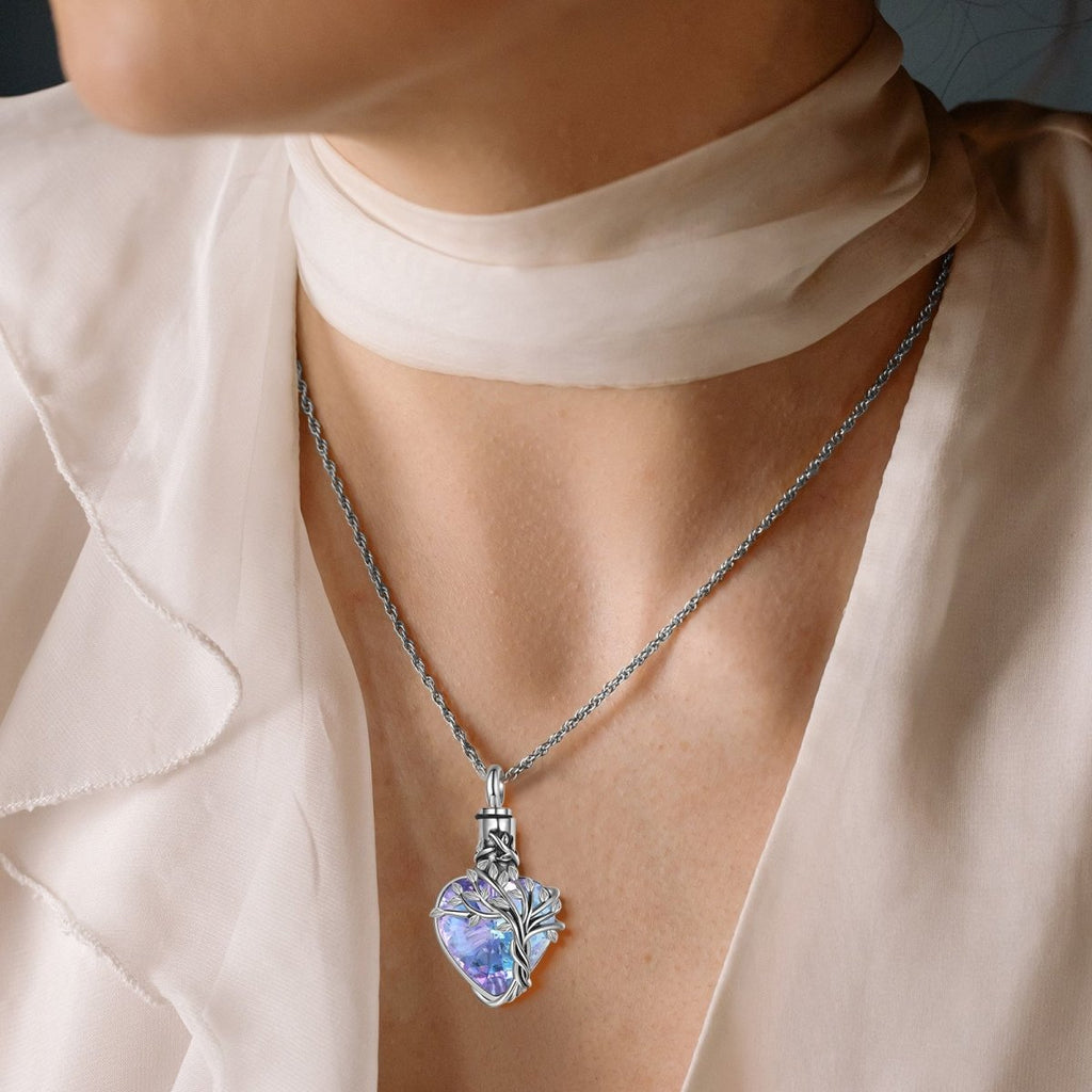 Elegant heart-shaped crystal ash necklace, stainless steel, 45+5cm chain, 9.1g, memorial cremation keepsake.