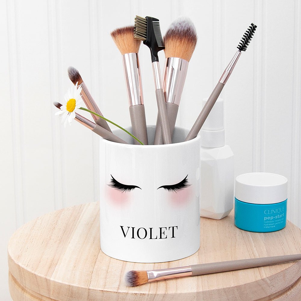 Personalised Eyelashes Makeup Brush Holder - Engraved Memories