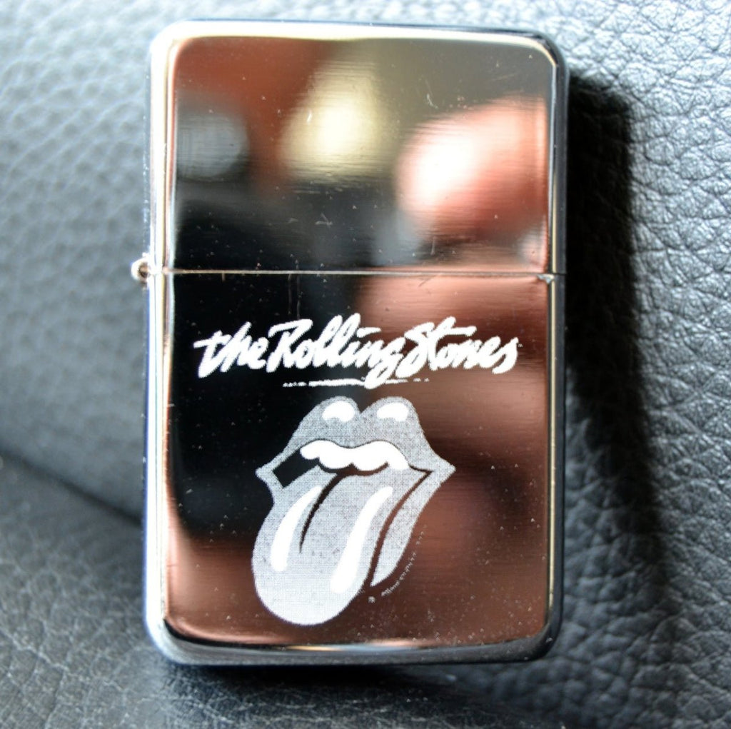 Personalized metal lighter with custom photo and text engraving, perfect gift for Father's Day.