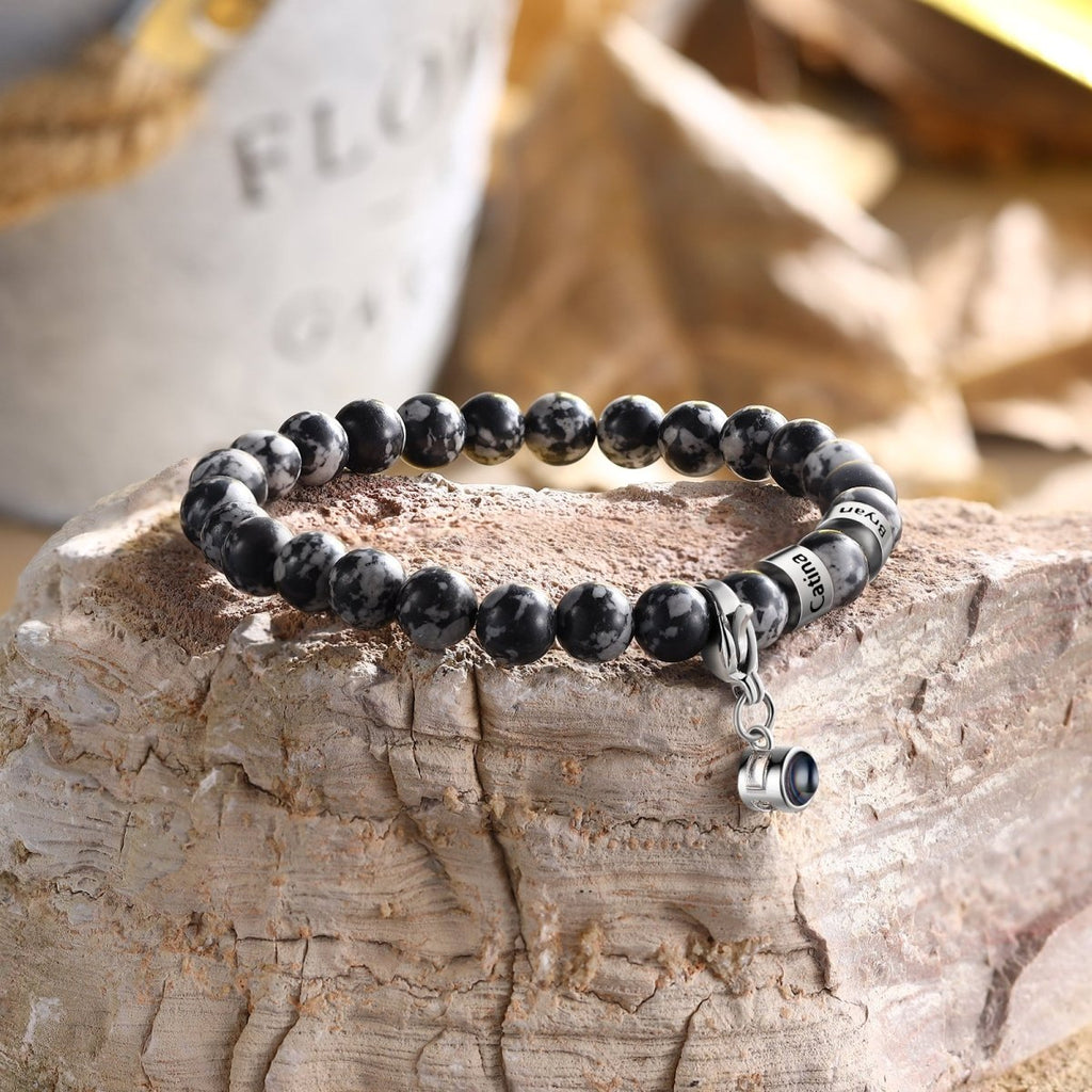 Personalised malachite bracelet (17cm) with photo projection—custom name tag for a unique, meaningful gift.