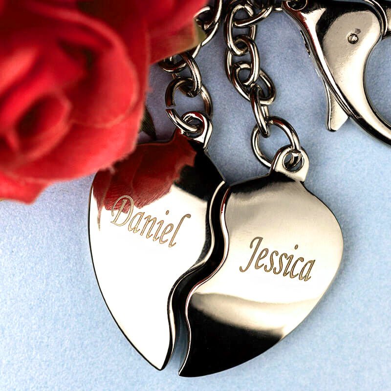 Personalised Split heart keyring Mother's day gift - Engraved Memories