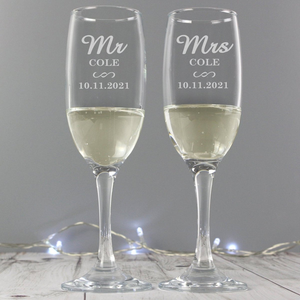 Personalized Mr & Mrs Pair Of Wedding Flutes | Champagne Flutes | Toasting Flutes | Custom Wedding Glasses | Custom Wedding Gift For Couple - Engraved Memories