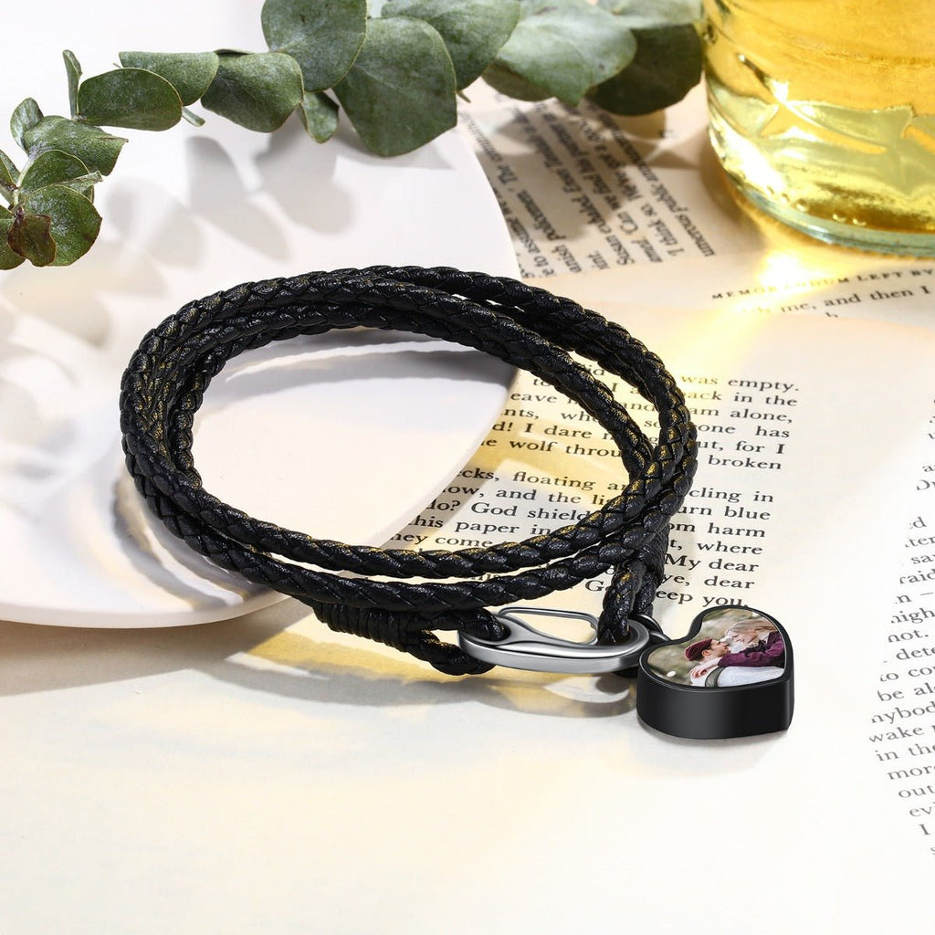 Personalized photo charm bracelet, black leather and steel, heart-shaped photo, 21cm, 7.1g.
