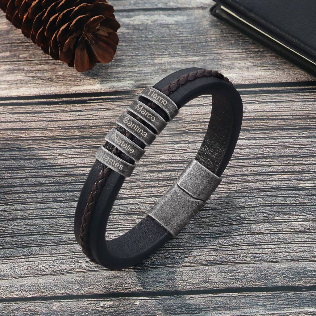 Vintage leather and steel bracelet for men, personalized name tags, classic design, perfect gift.
